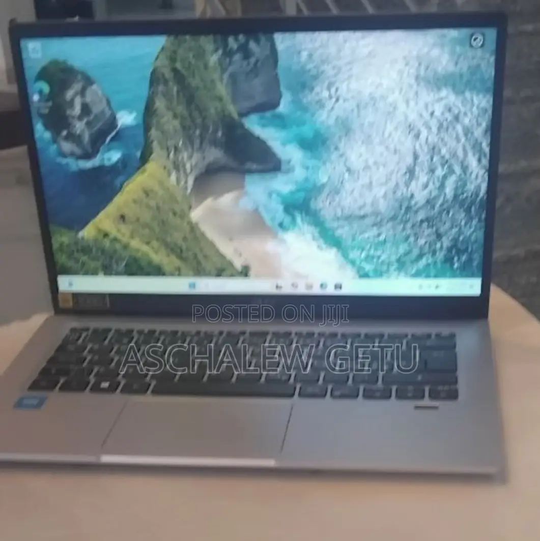 New Laptop Acer Swift 1 4GB Intel Core I5 SSD 128GB