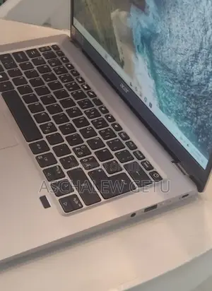 New Laptop Acer Swift 1 4GB Intel Core I5 SSD 128GB