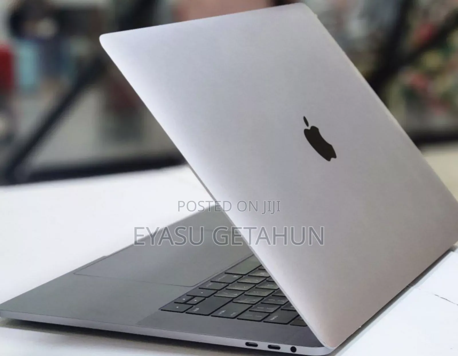 New Laptop Apple MacBook Pro M1 16GB Intel Core I7 SSD 256GB