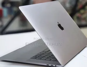 Photo - New Laptop Apple MacBook Pro M1 16GB Intel Core I7 SSD 256GB