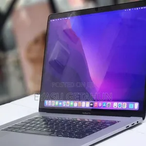 New Laptop Apple MacBook Pro M1 16GB Intel Core I7 SSD 256GB