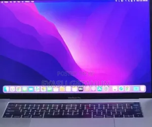New Laptop Apple MacBook Pro M1 16GB Intel Core I7 SSD 256GB