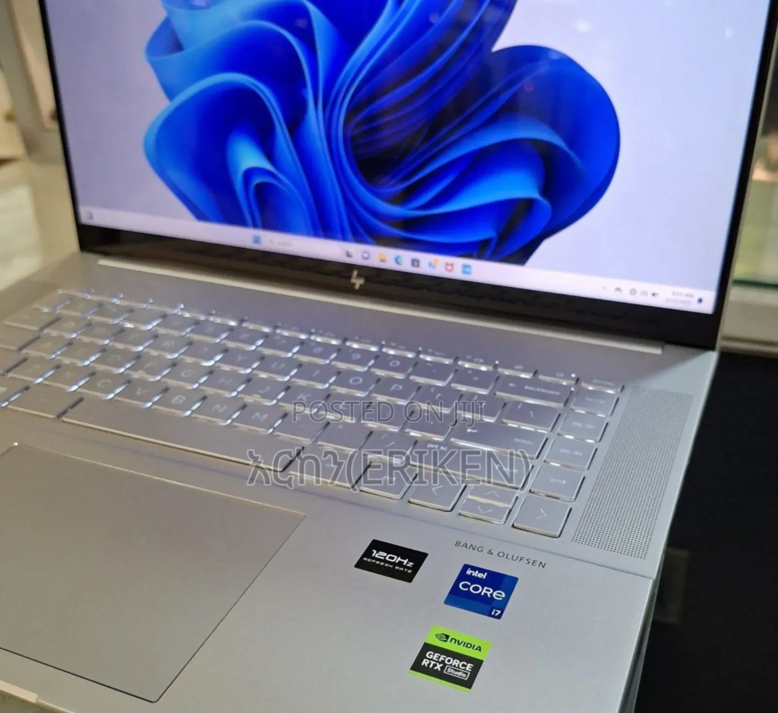 New Laptop HP Envy 16 Gaming 16-H1023dx 16GB Intel Core I7 SSD 1T