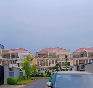 8bdrm House in የግለሰብ ከሪልስቴት ላይ የተገዛ, Bole for sale