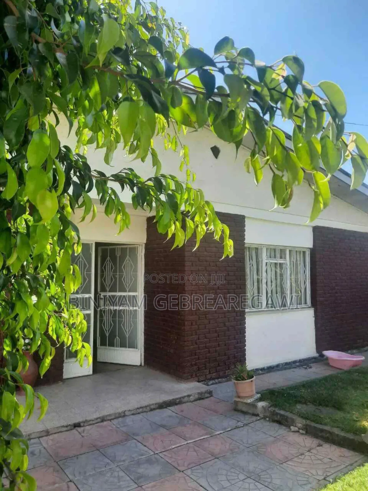 5bdrm Villa in House, Yeka for rent