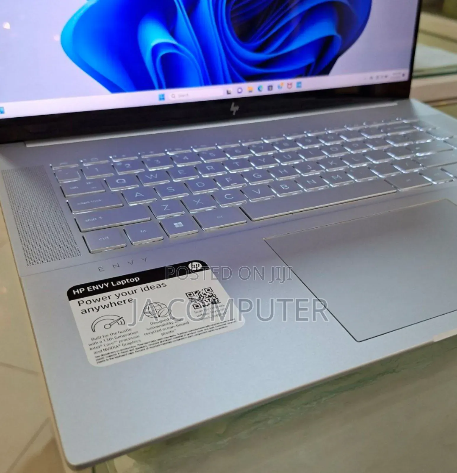 New Laptop HP Envy X360 16GB Intel Core I7 SSD 1T