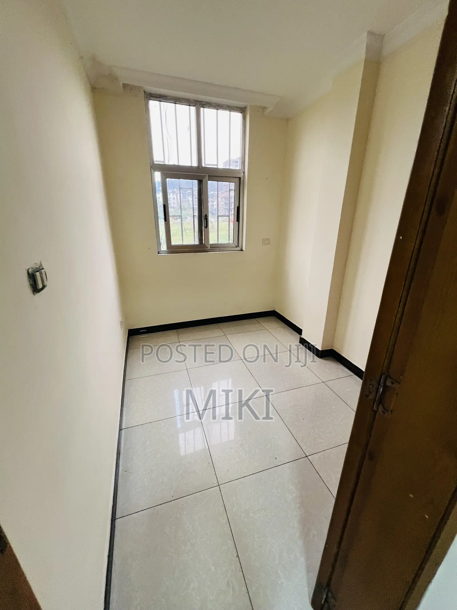 Furnished 3bdrm Apartment in Haile Garment, Nifas Silk-Lafto for sale