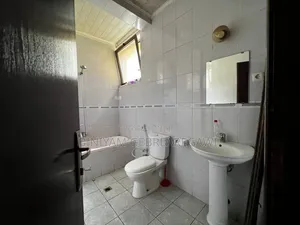 Furnished 3bdrm Apartment in Apartment, Yeka for rent