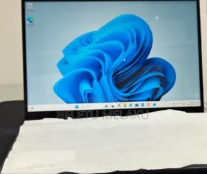 New Laptop Dell Inspiron 14 16GB AMD Ryzen 7 SSD 1T