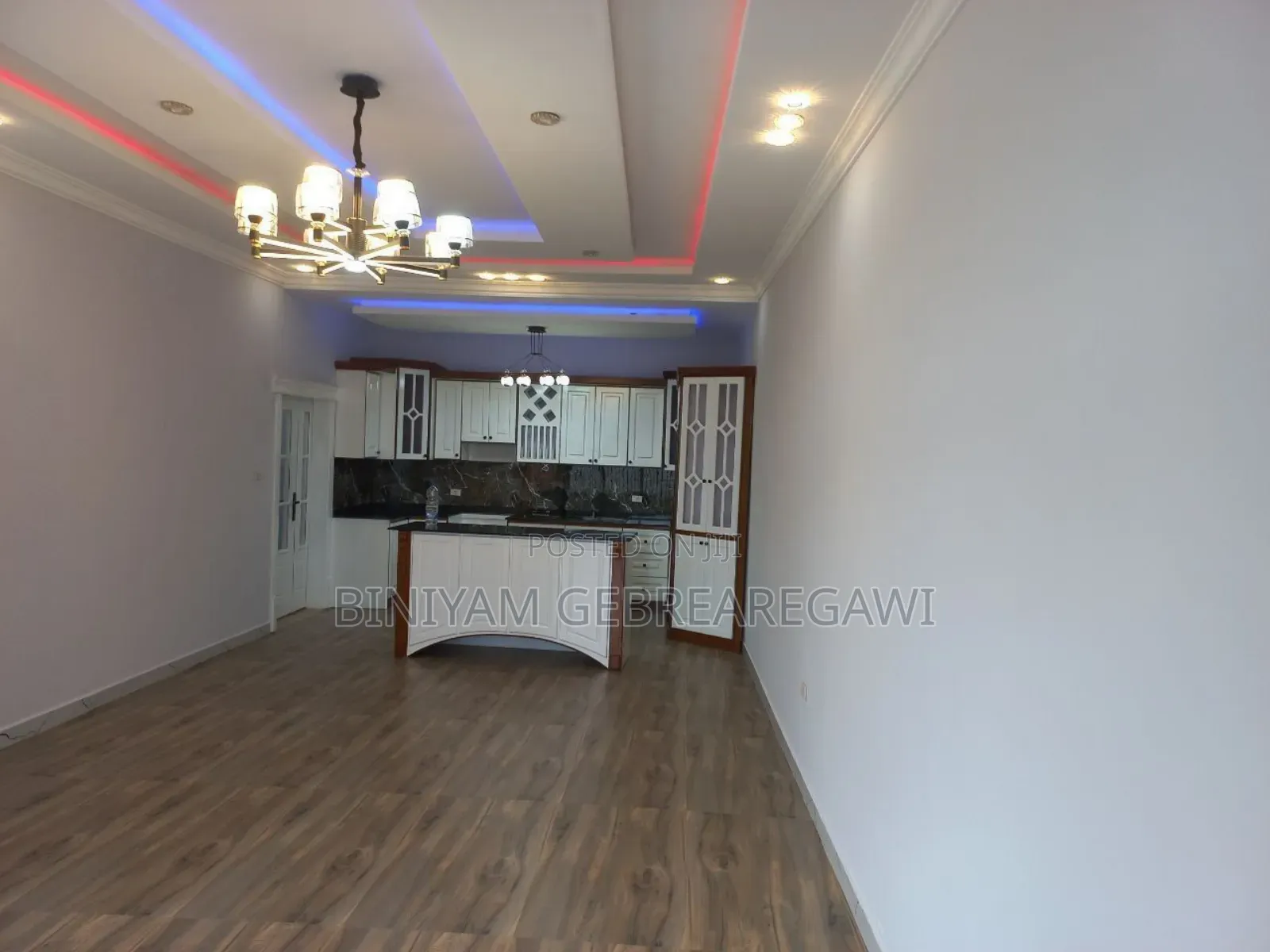 5bdrm Villa in House, Yeka for rent