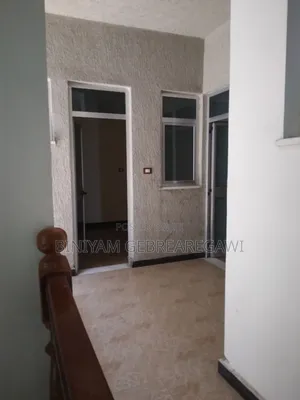 5bdrm Villa in House, Yeka for rent