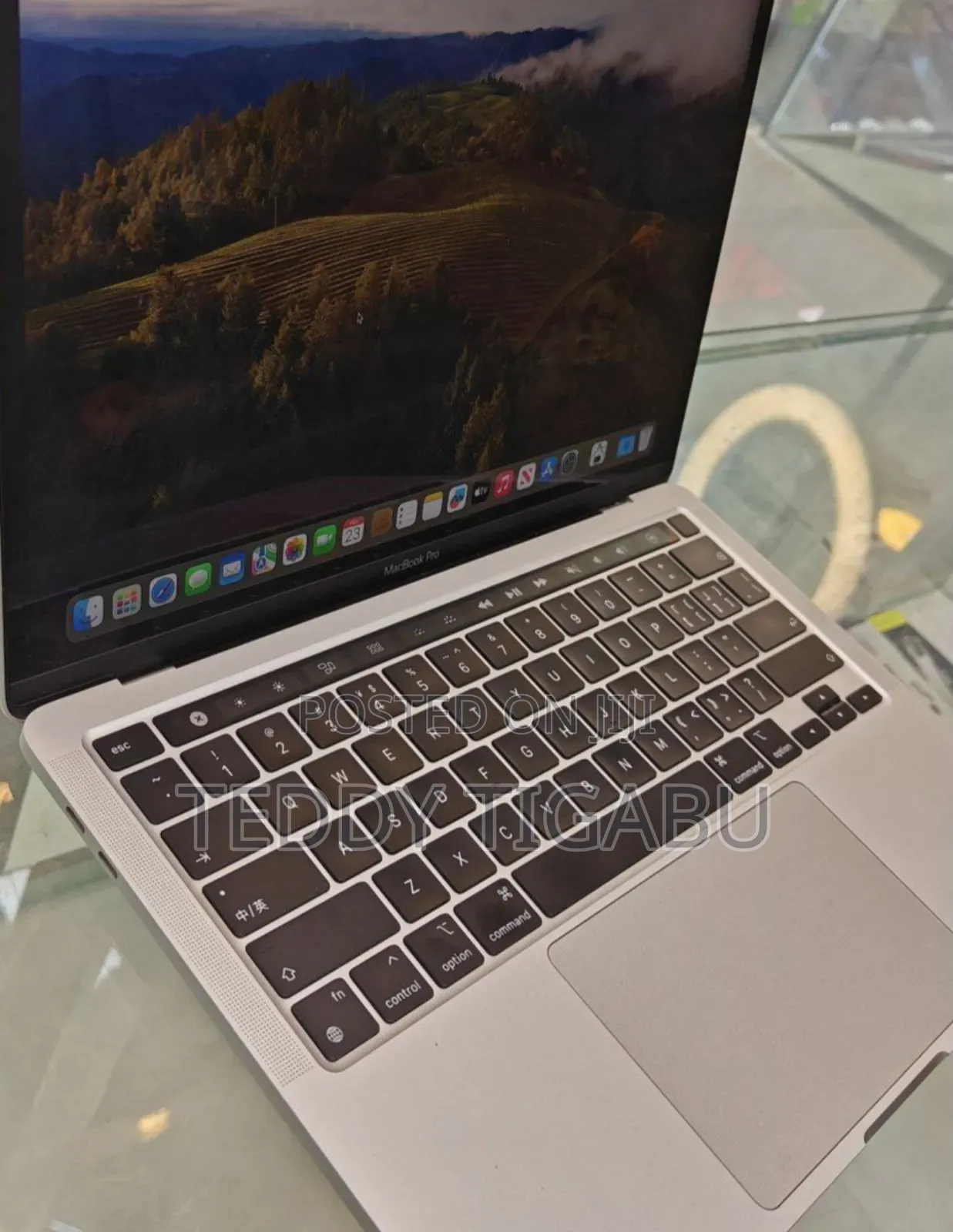 New Laptop MSI Vector 17 HX AI A2XWJG 16GB Intel Core Ultra 7 SSD 1T