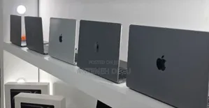 New Laptop Apple MacBook Pro 2021 M1 32GB Apple M1 Pro SSD 1T