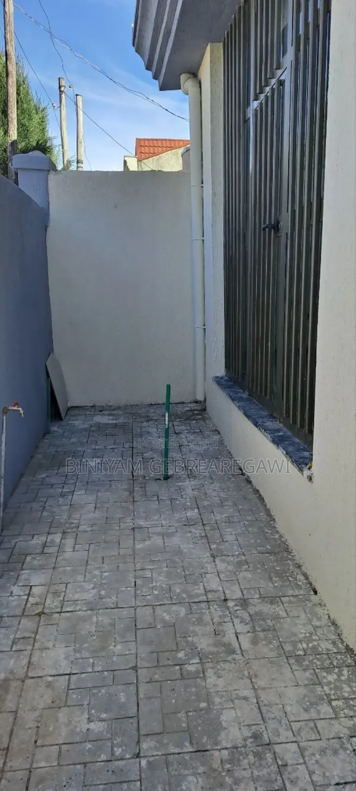 5bdrm Villa in House, Yeka for rent