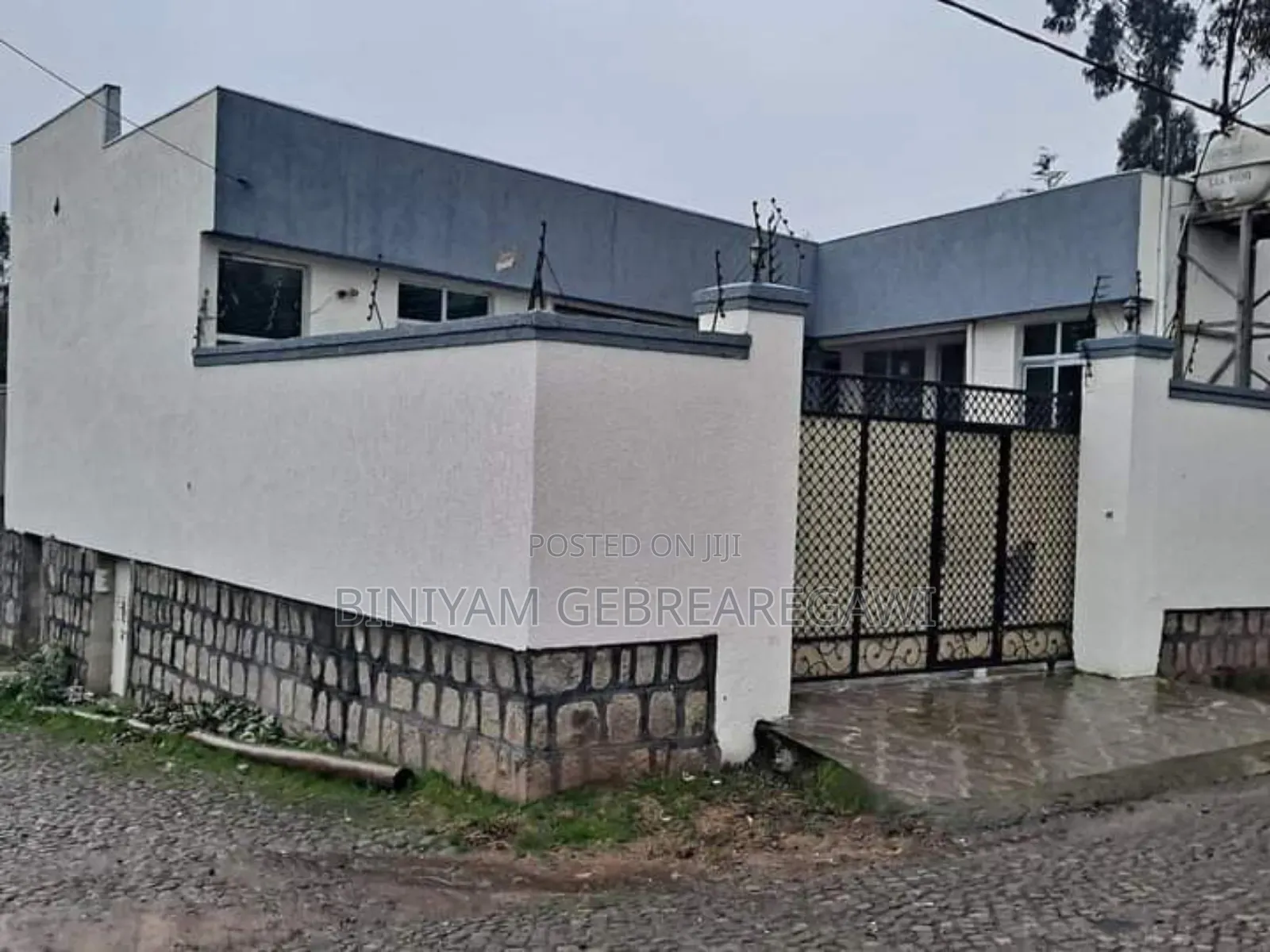 5bdrm Villa in House, Yeka for rent