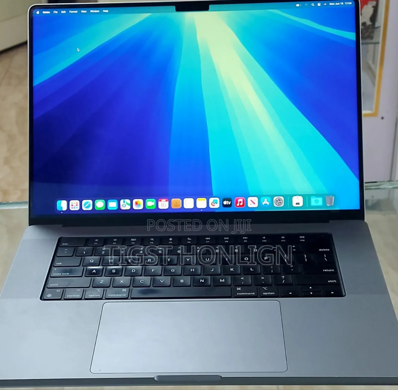 New Laptop Apple MacBook Pro M1 16GB Apple M1 SSD 512GB
