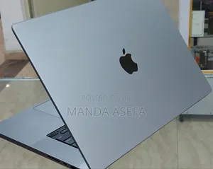 New Laptop Apple MacBook Pro M1 16GB Apple M1 Pro SSD 512GB
