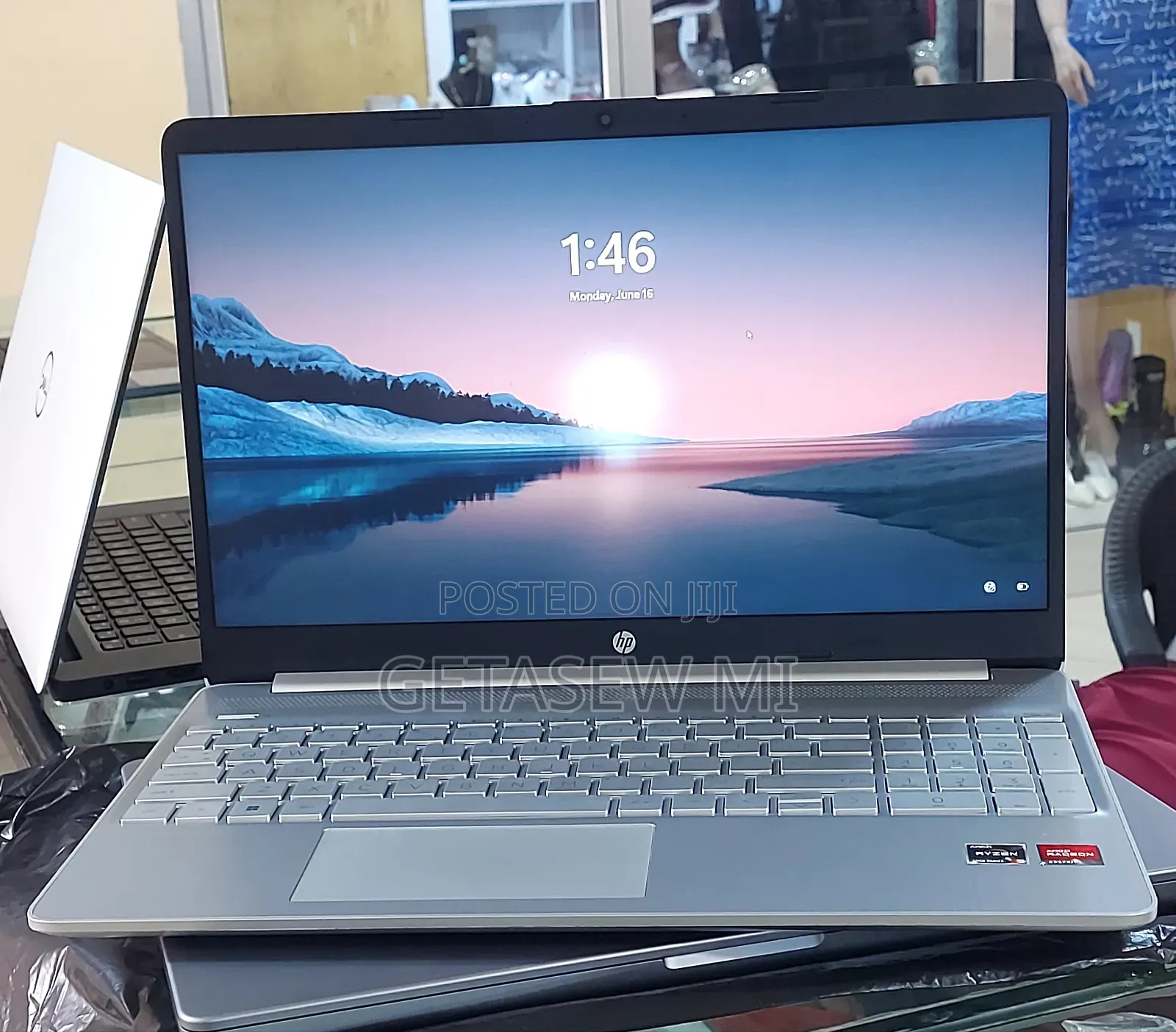 New Laptop HP Stream Notebook 8GB AMD Ryzen 5 SSD 256GB