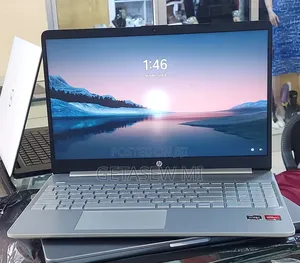 New Laptop HP Stream Notebook 8GB AMD Ryzen 5 SSD 256GB