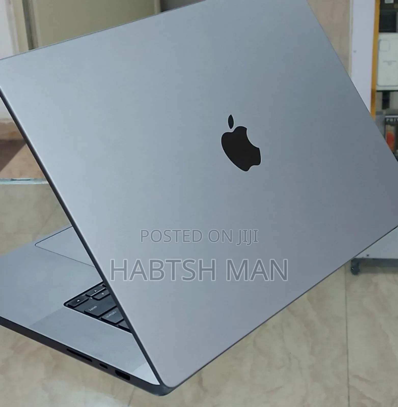 New Laptop Apple MacBook Pro M1 16GB Apple M1 SSD 512GB