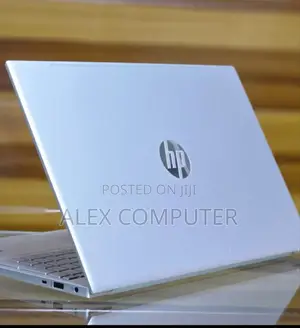 New Laptop HP Pavilion 15 8GB Intel Core I5 SSD 512GB