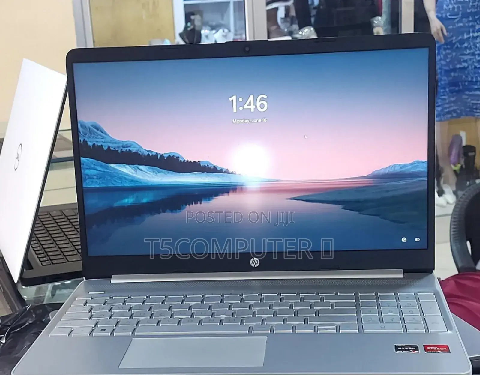 New Laptop HP Stream Notebook 8GB AMD Ryzen 5 SSD 256GB