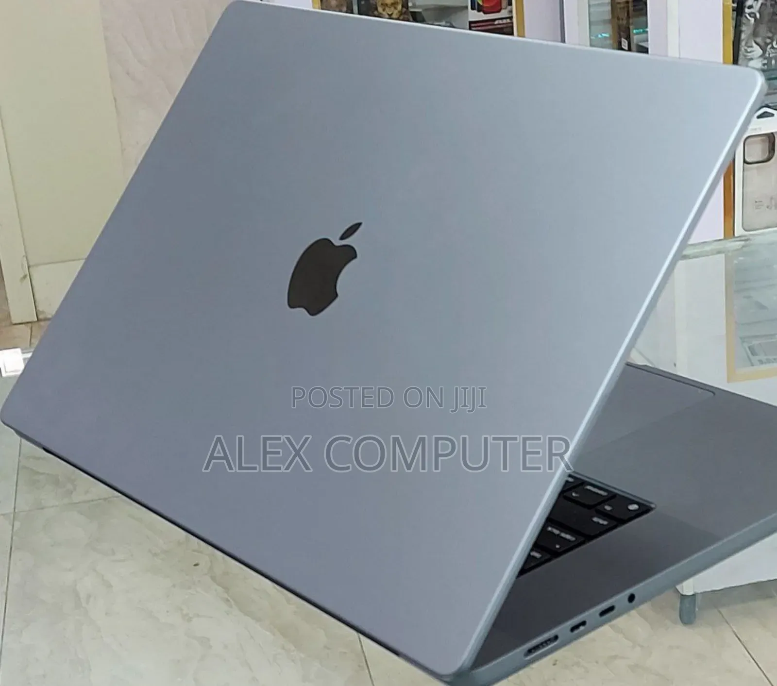 New Laptop Apple MacBook Pro 2021 M1 16GB Apple M1 SSD 512GB