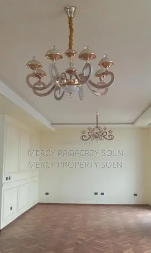 8bdrm House in Bole for sale