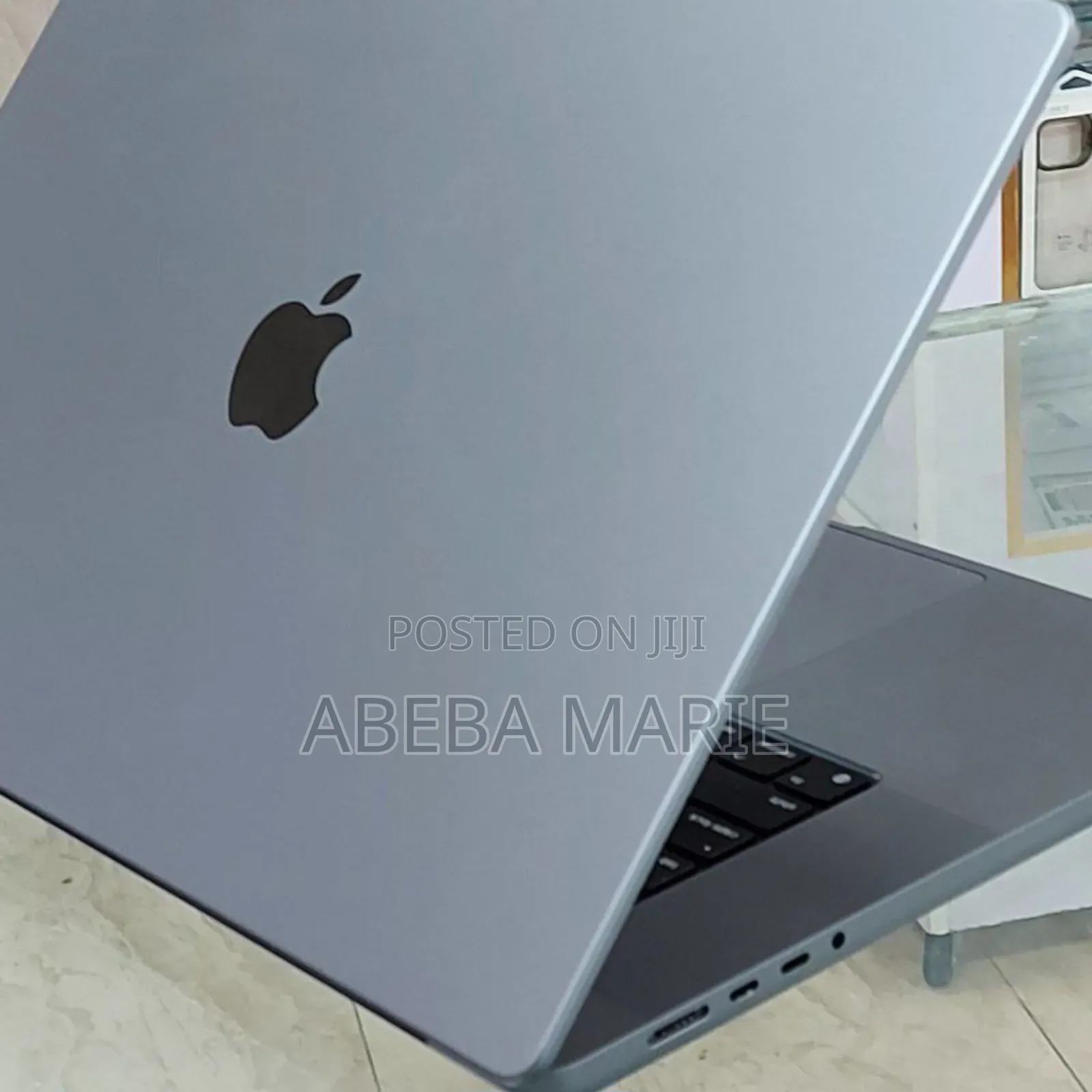 New Laptop Apple MacBook Pro M1 16GB Apple M1 Pro SSD 512GB