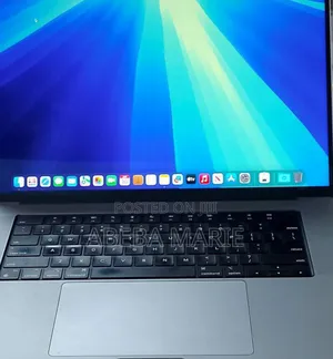 New Laptop Apple MacBook Pro M1 16GB Apple M1 Pro SSD 512GB