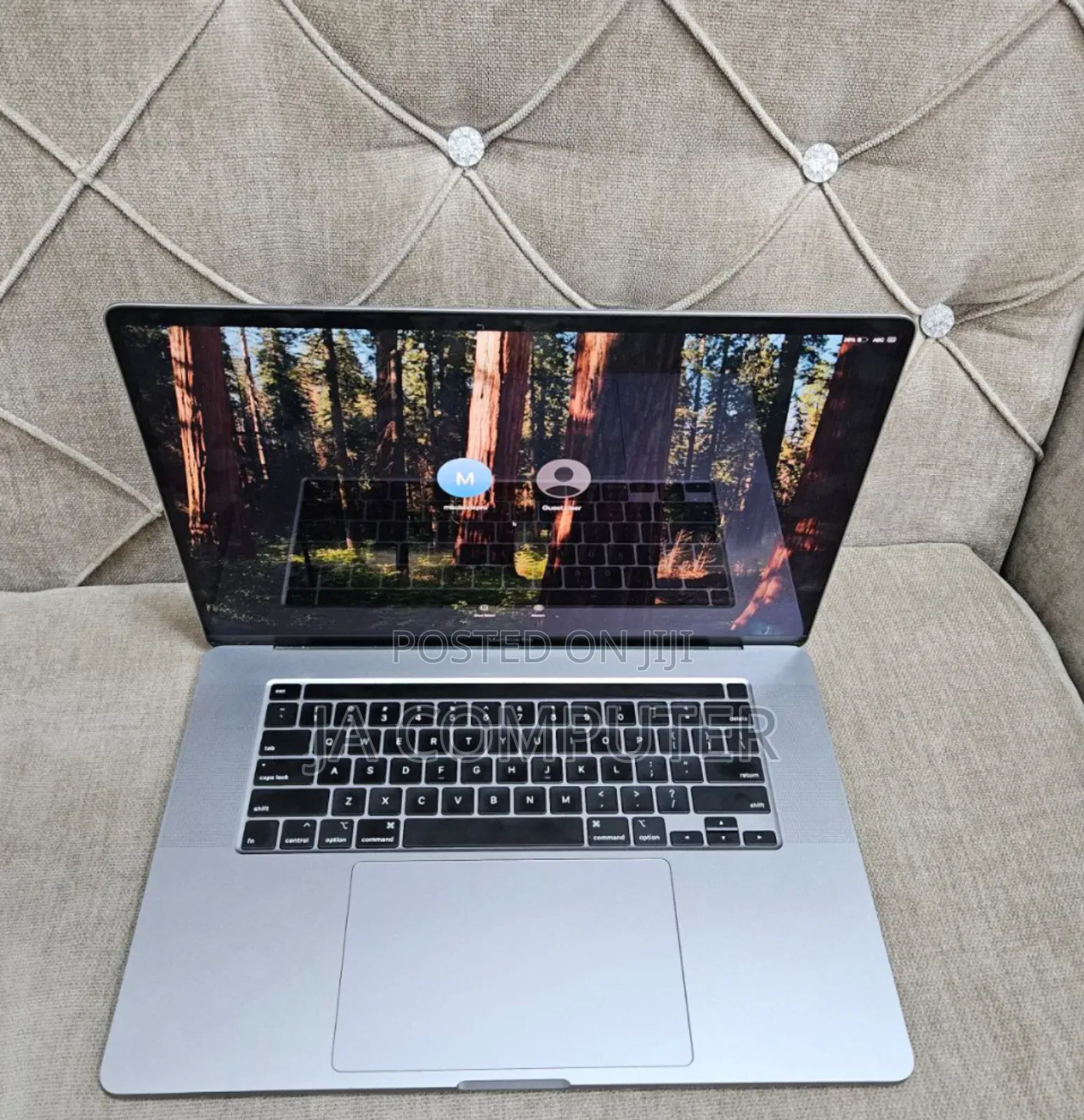 New Laptop Apple MacBook Pro 2019 16GB Intel Core I7 SSD 512GB