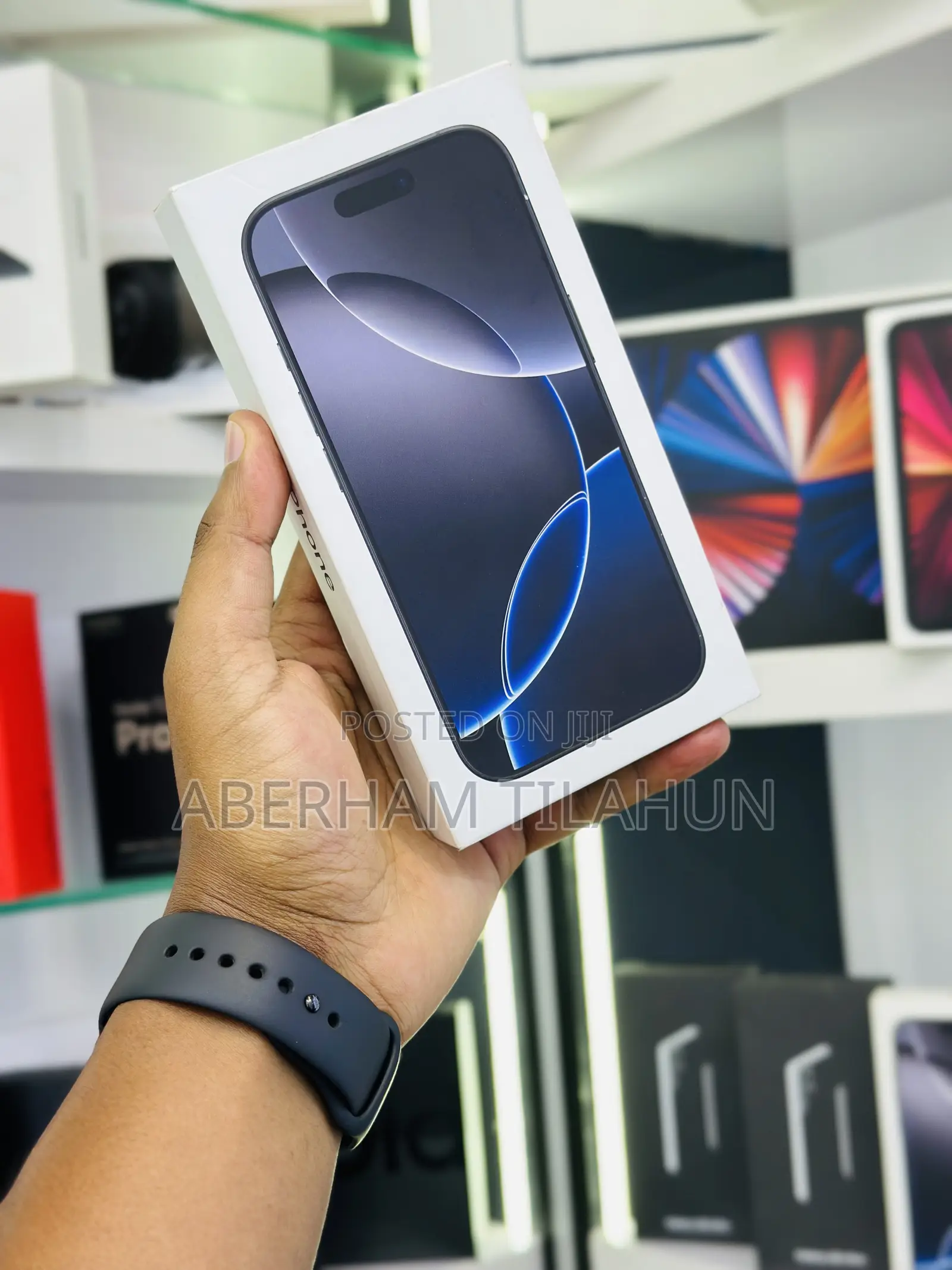 New Apple iPhone 16 Pro 128 GB Black