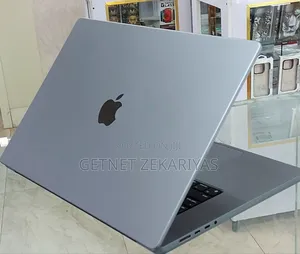 New Laptop Apple MacBook Pro M1 16GB Apple M1 Pro SSD 512GB