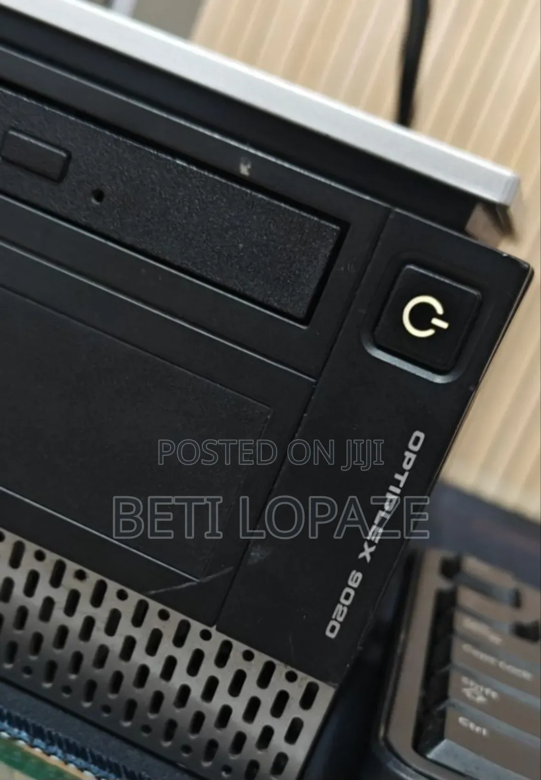 New Desktop Computer Dell Inspiron 3000 4GB AMD Ryzen 5 SSD 256GB