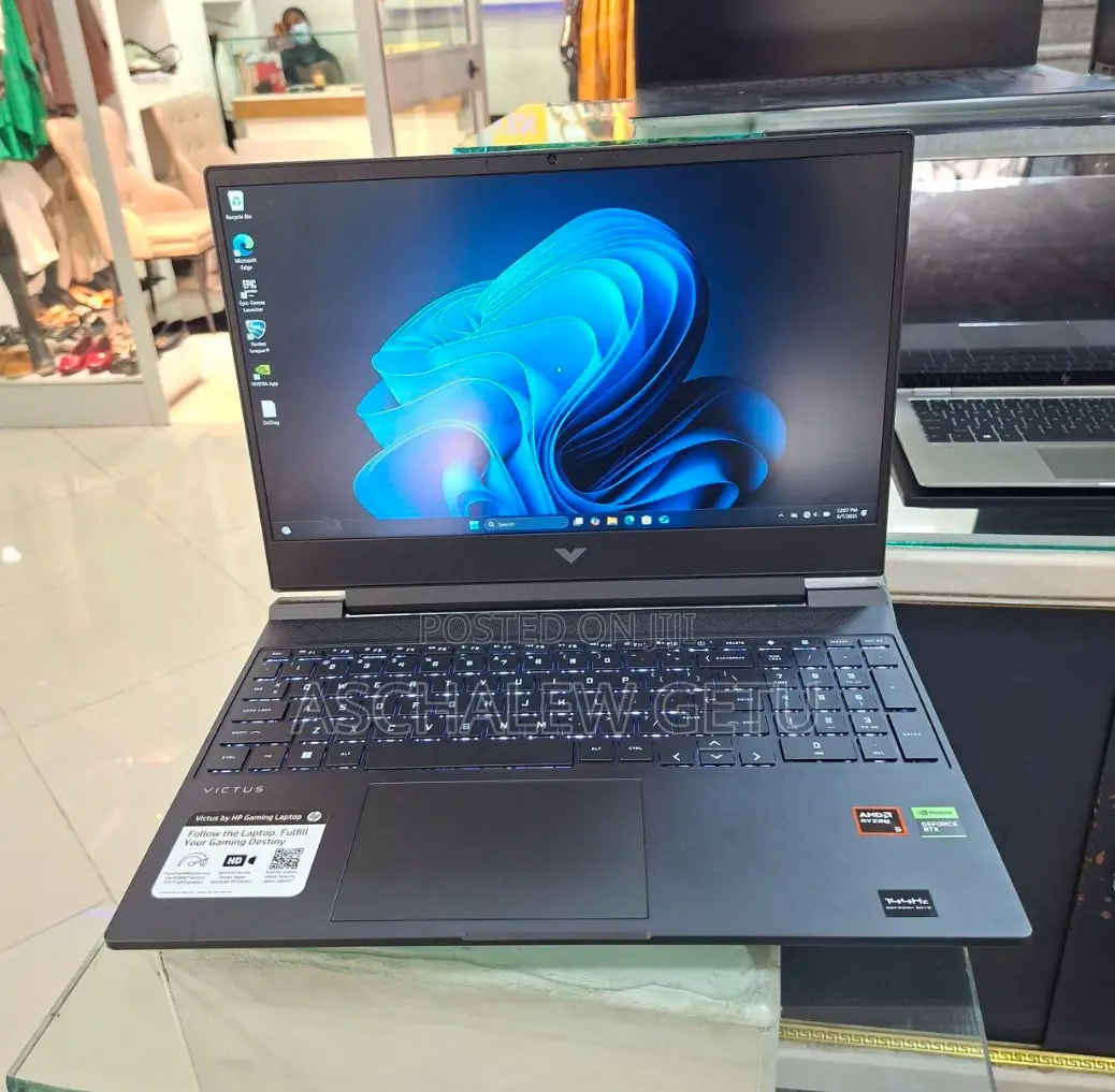 New Laptop HP Victus 15 8GB AMD Ryzen 5 SSD 512GB