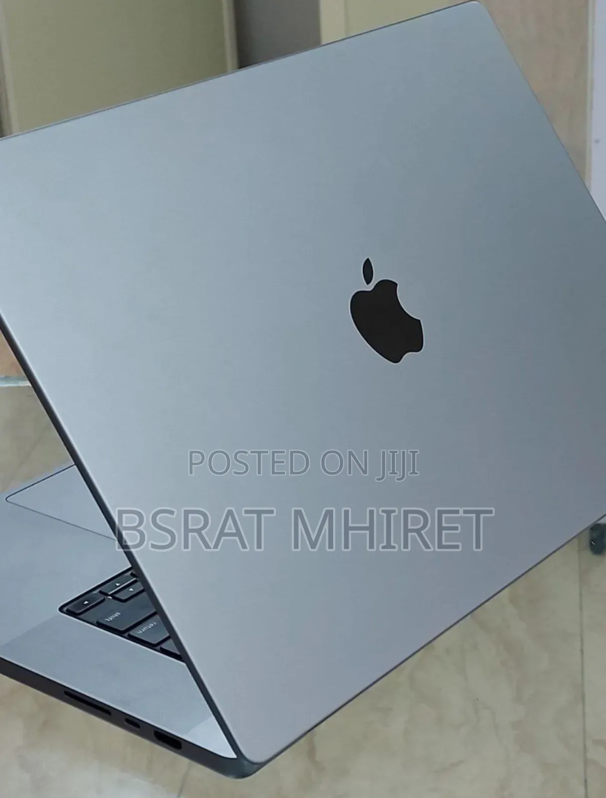 New Laptop Apple MacBook Pro 16GB Apple M1 SSD 512GB