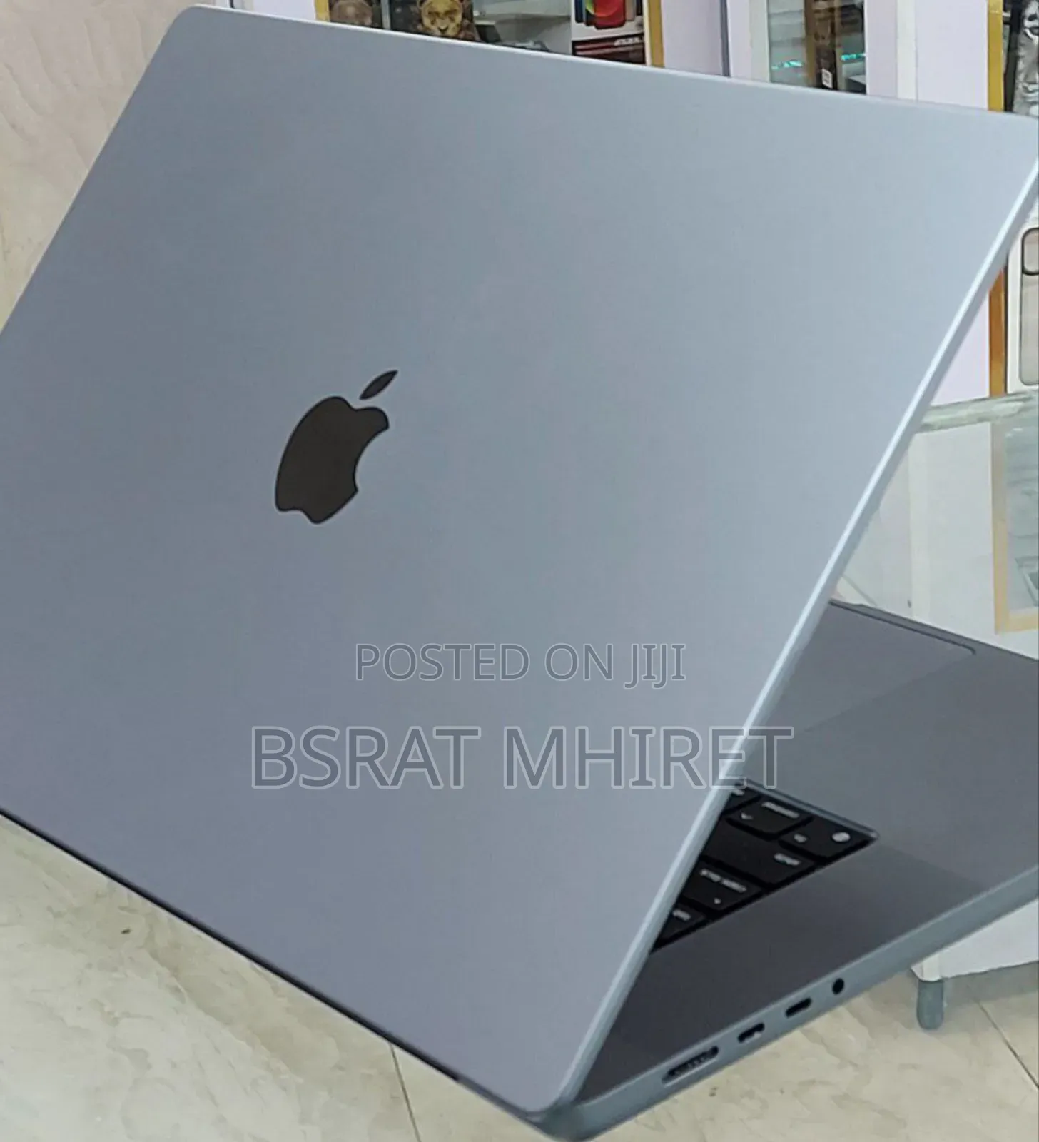 New Laptop Apple MacBook Pro 16GB Apple M1 SSD 512GB