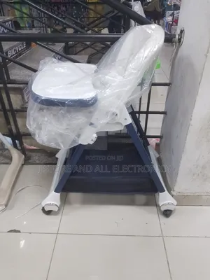 Photo - Feeding High Chair