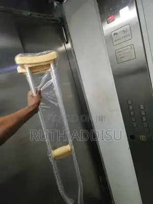 Crutches娽跟crutches去戔crutches棟是crutches愛滋crutches骨折crutches