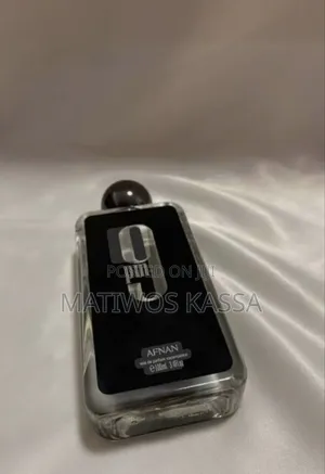 Photo - 9 Pm by Afnan