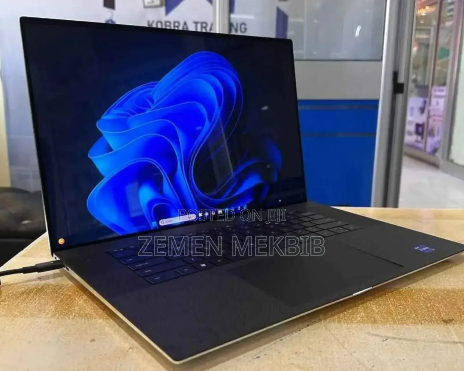 New Laptop Dell XPS 15 32GB Intel Core I7 SSD 1T