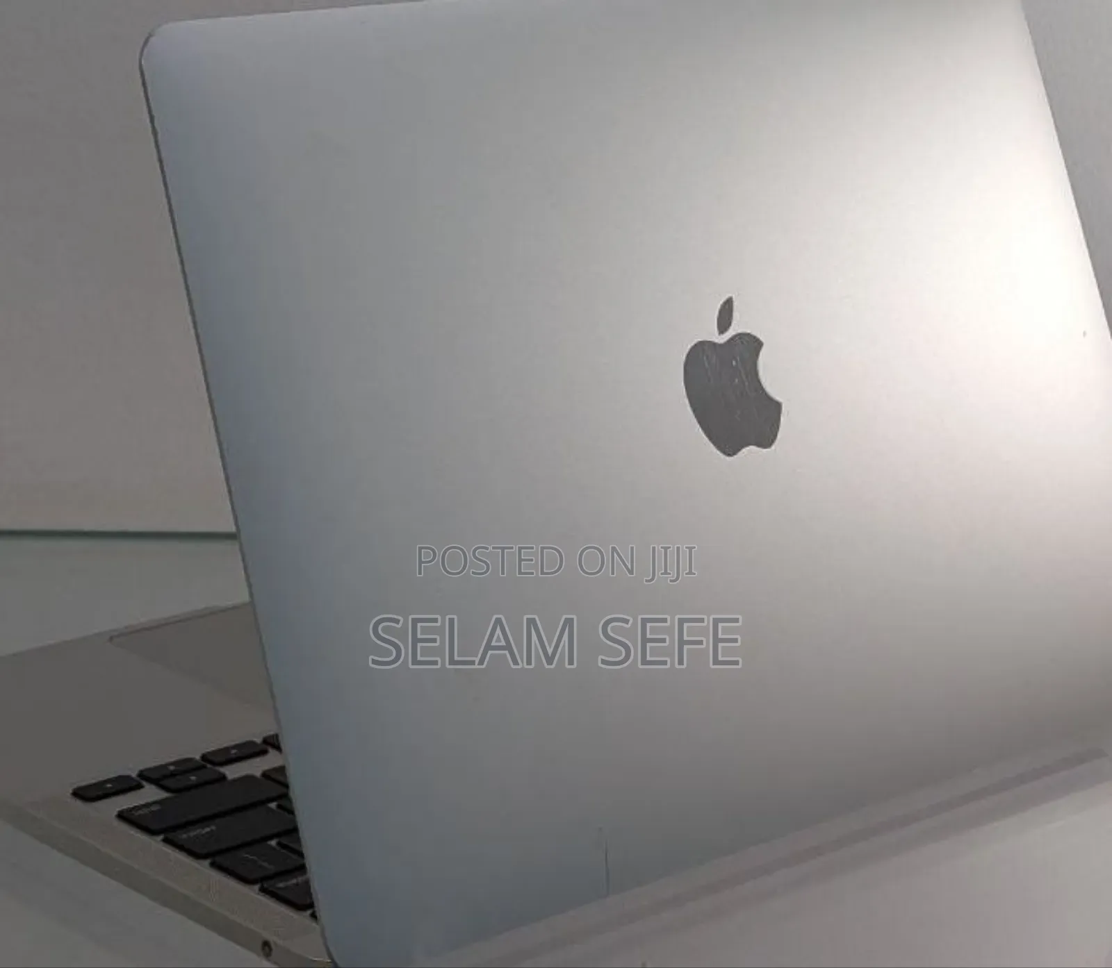 New Laptop Apple MacBook 8GB Intel Core I5 SSD 256GB