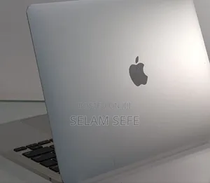 Photo - New Laptop Apple MacBook 8GB Intel Core I5 SSD 256GB