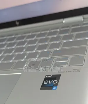 Photo - New Laptop HP Spectre 16GB Intel Core I5 SSD 1T