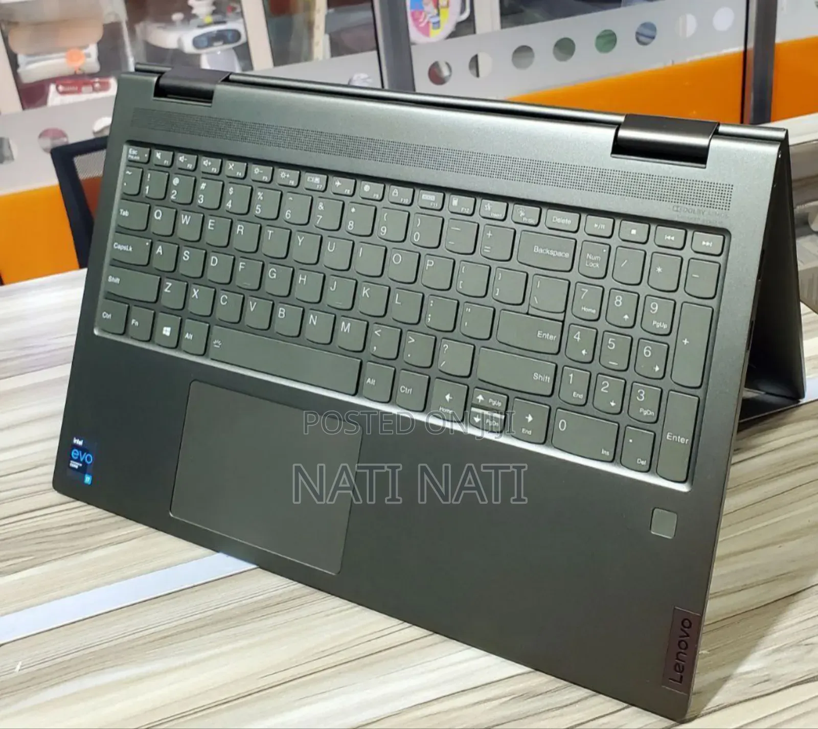 New Laptop Lenovo Yoga 7i 12GB Intel Core I7 SSD 512GB