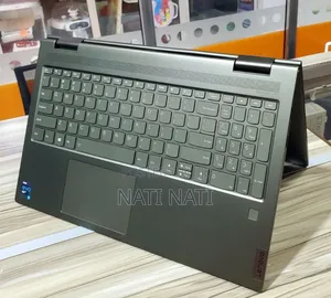 New Laptop Lenovo Yoga 7i 12GB Intel Core I7 SSD 512GB