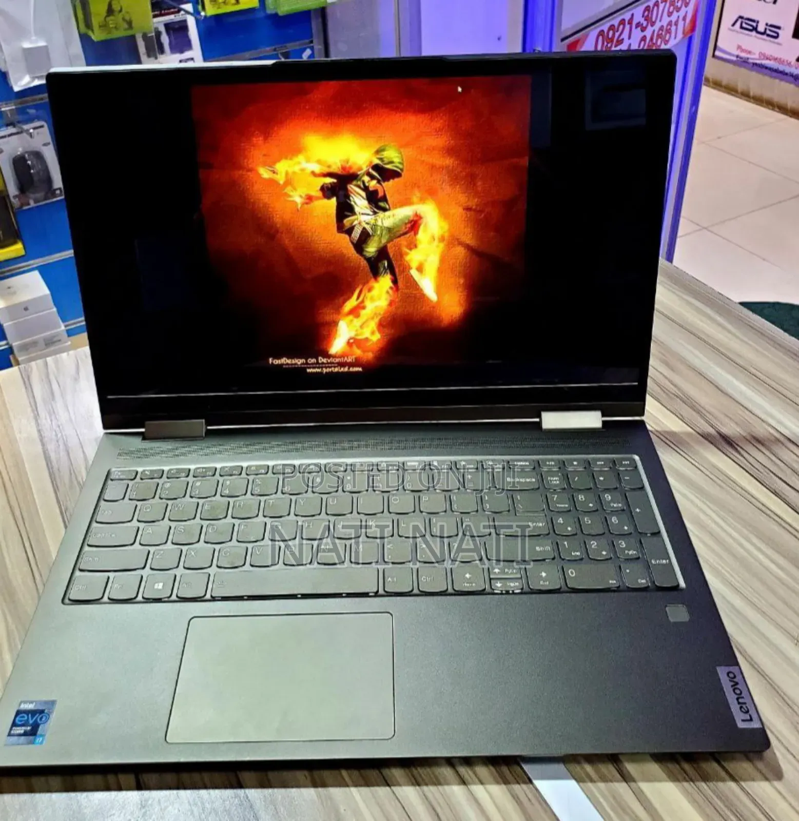 New Laptop Lenovo Yoga 7i 12GB Intel Core I7 SSD 512GB