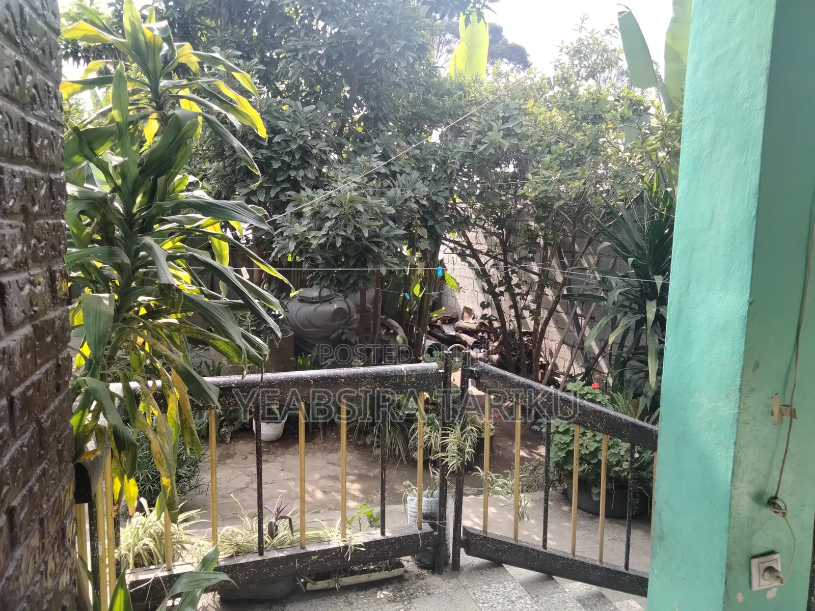 Furnished 4bdrm Villa in Nifas Silk-Lafto for sale