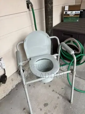 Photo - Commode Chair地區toilet Chair走向commode Chair夯到commode Chair
