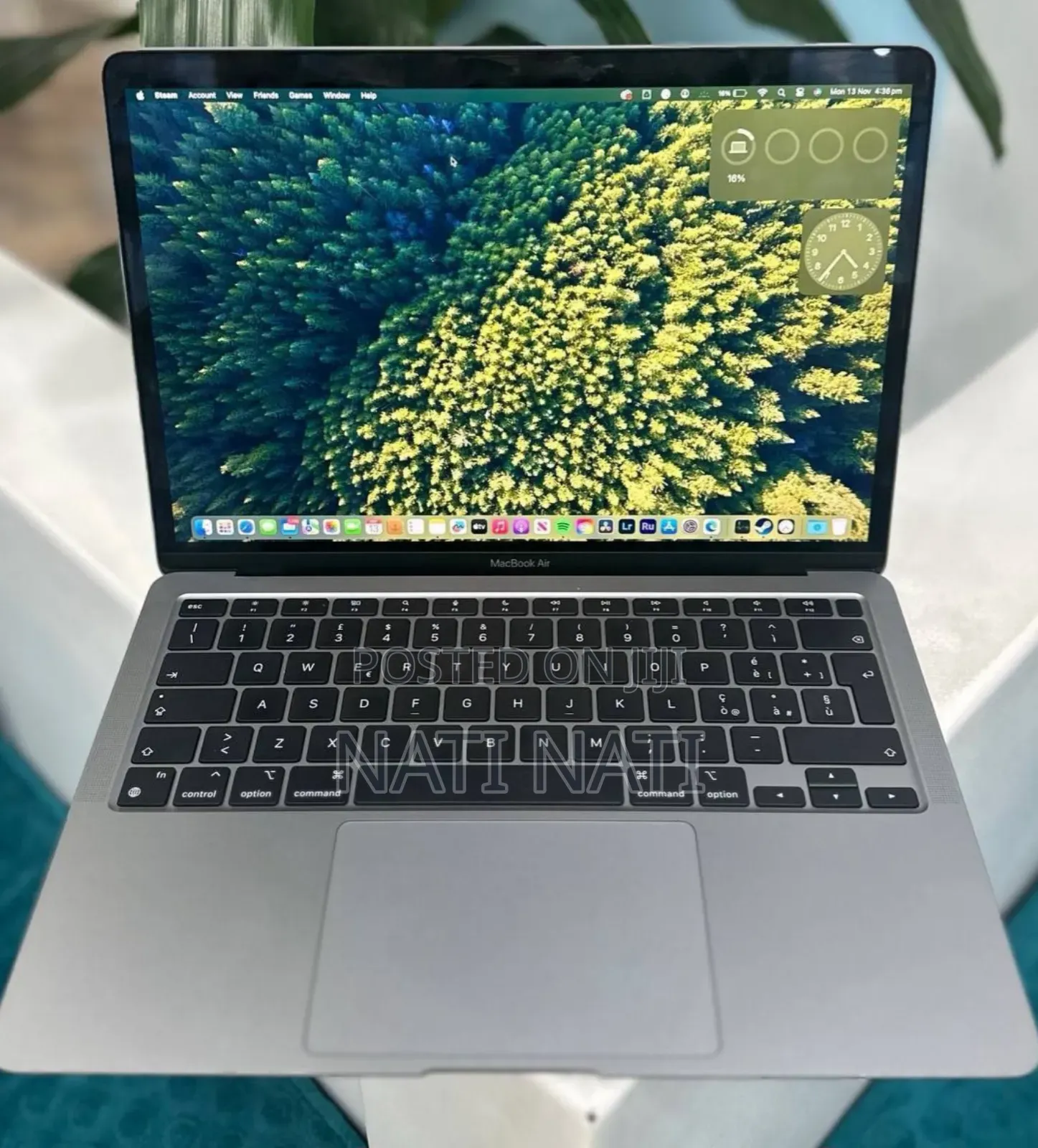 New Laptop Apple MacBook Air 2020 M1 8GB Intel SSD 256GB